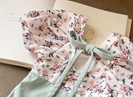 Traje de baño con manga abullonada para bebé niña — menta y flores