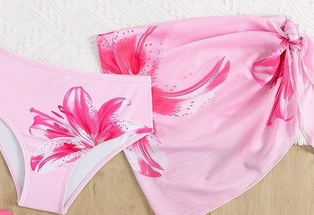 Conjunto bikini de 3 piezas para niña — lirio rosa con pareo