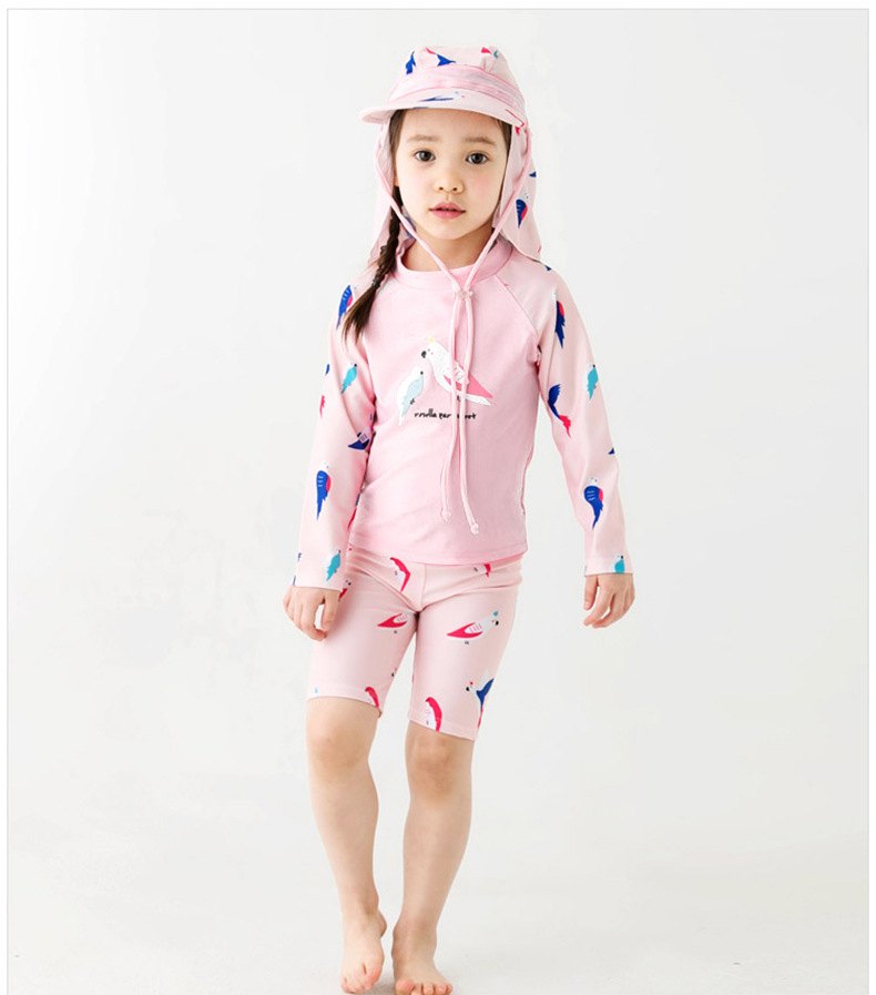 Girls' Rash Guard Set with Sun Hat — Parrot Print